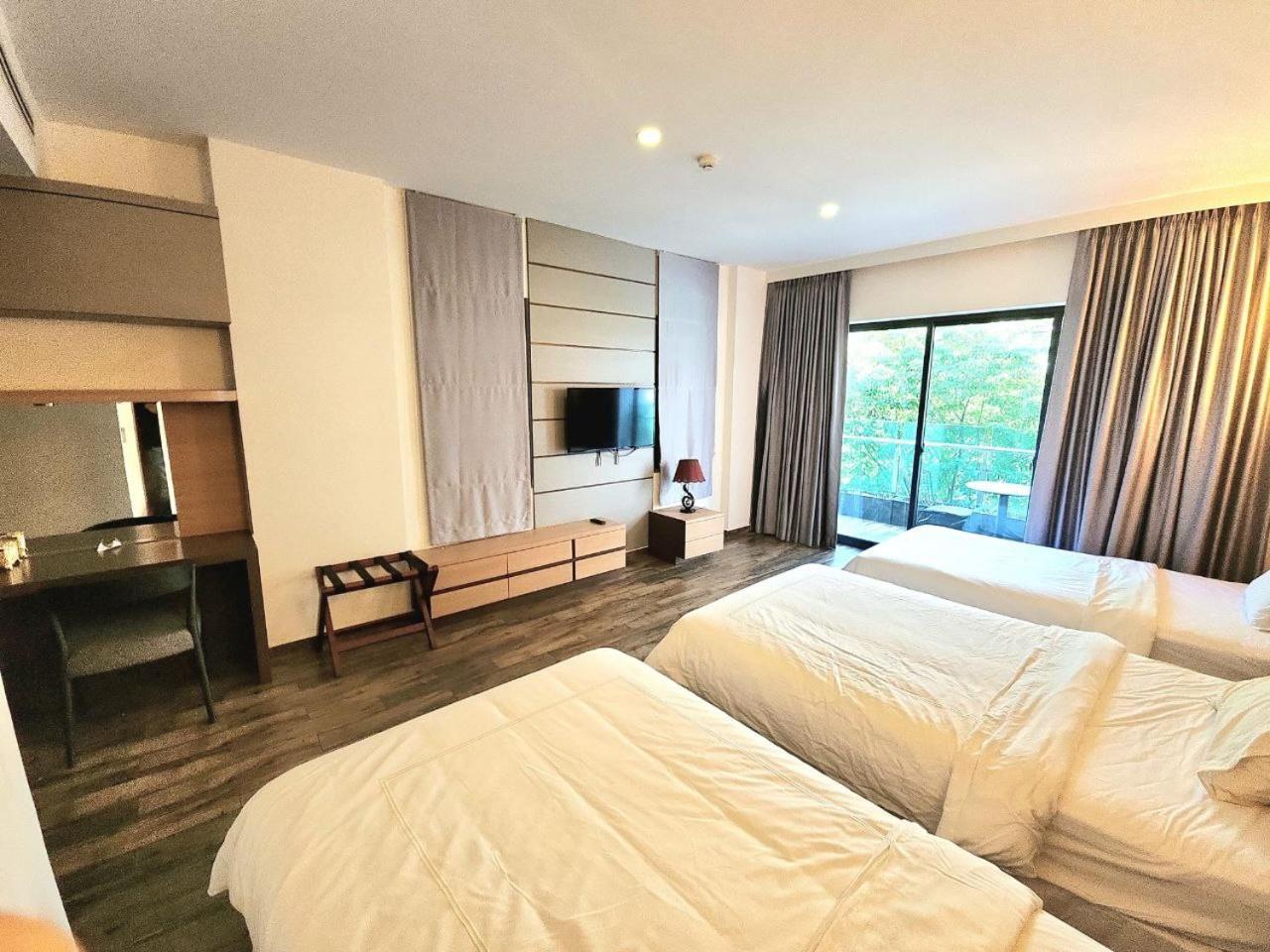 Chilchill Hotel Riverside Phnompenh Exteriér fotografie